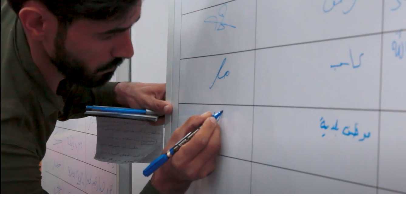 During a signatory conference, all participants of the dialogue sign the social pact.